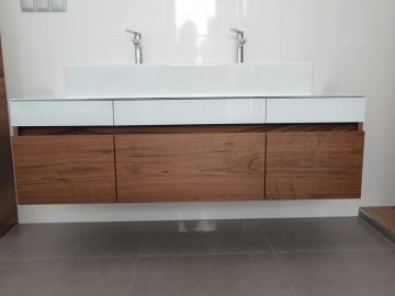 Meble łazienkowe 581